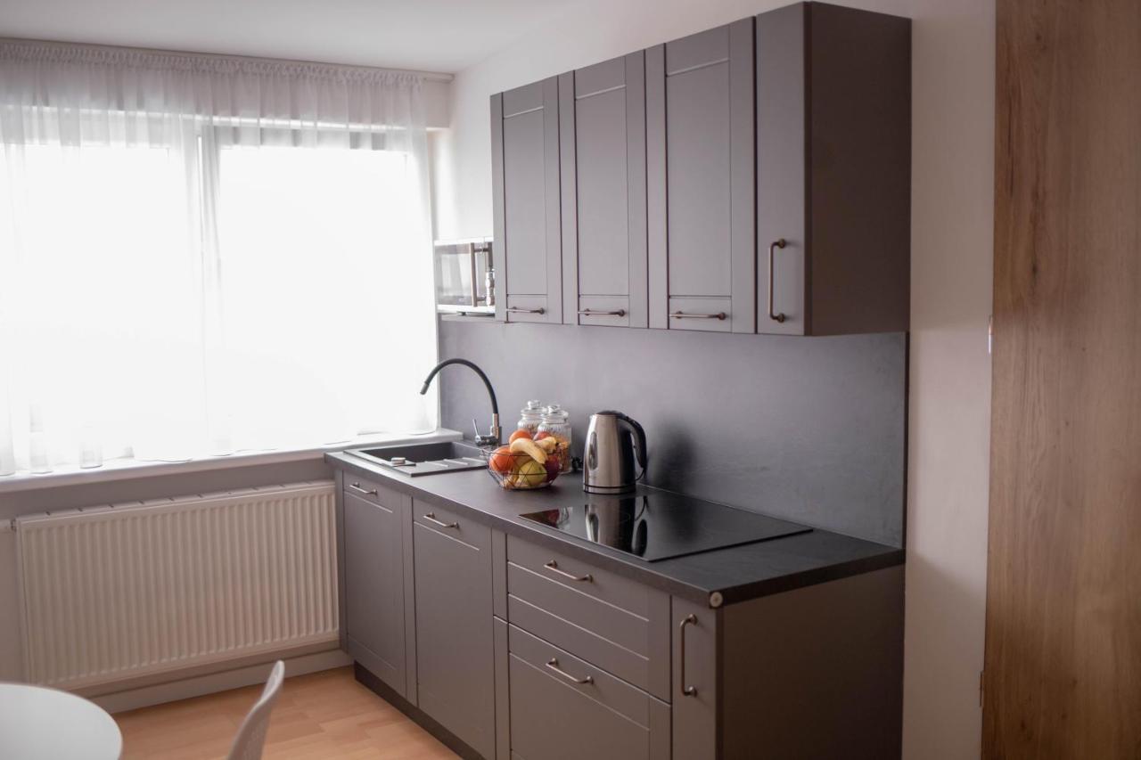 Ferienwohnung Rezidence Kbely - Free Parking Prag Exterior foto