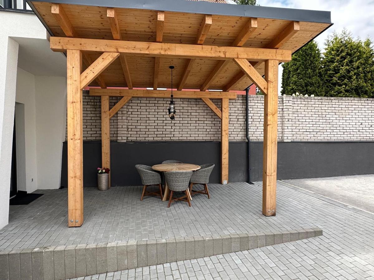 Ferienwohnung Rezidence Kbely - Free Parking Prag Exterior foto